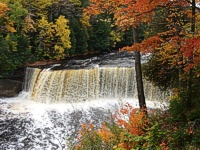 Tahquamenon Falls  Michigan Upper Penensula